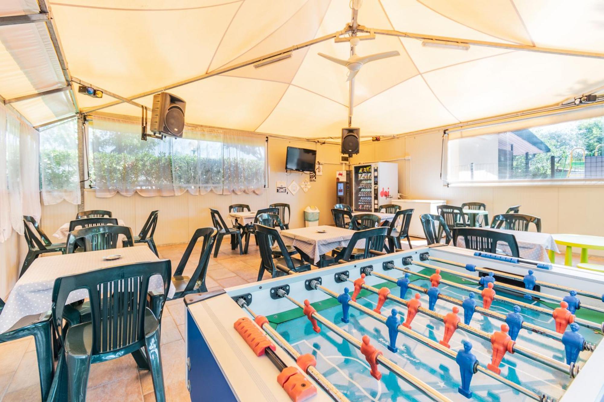 Camping Apuano มารีนา ดิ มาซซา ภายนอก รูปภาพ