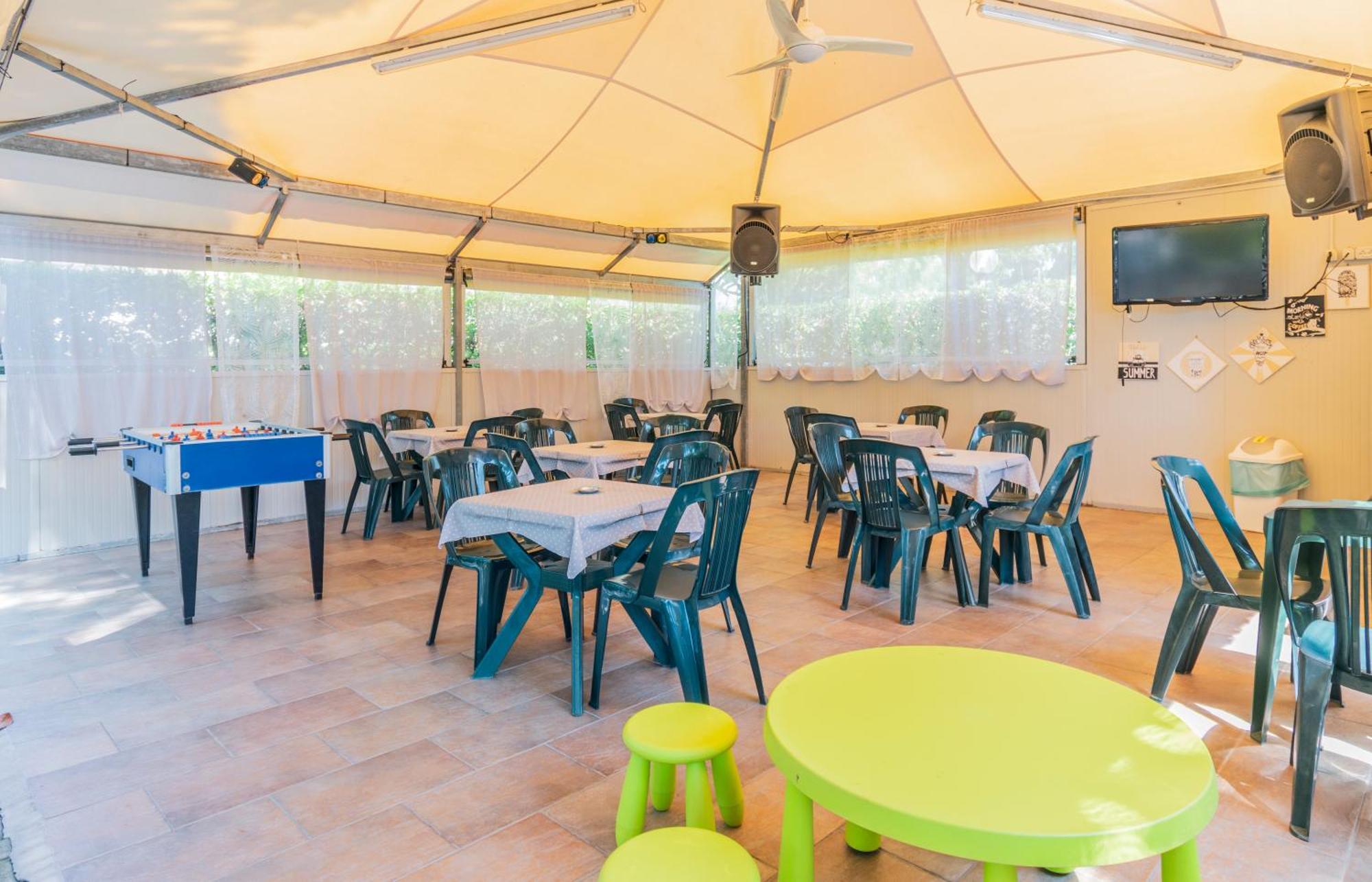 Camping Apuano มารีนา ดิ มาซซา ภายนอก รูปภาพ